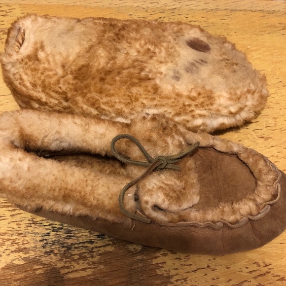 Real leather and fur moccasin slippers - Picture 5 of 5